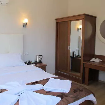 Hotel Changa 4*