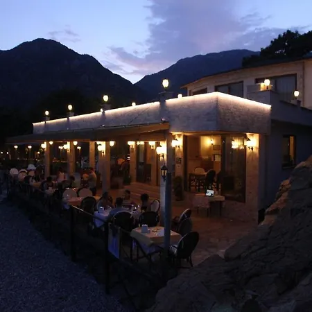 Otel Changa 4*